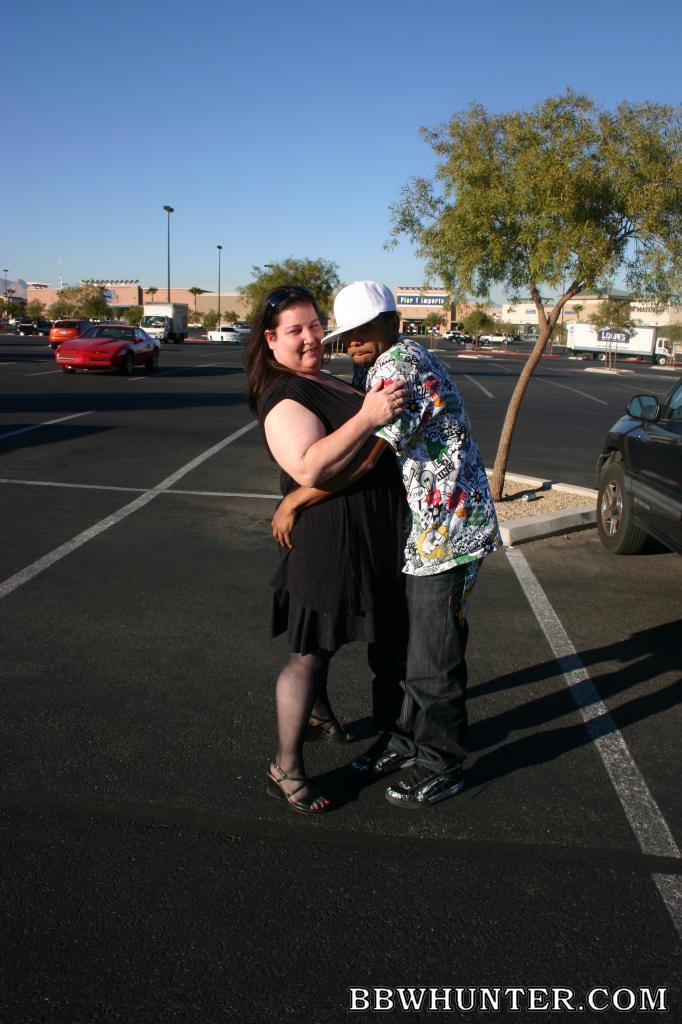 Sassy mature BBW home improvement parking lot intercept